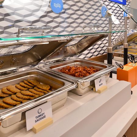 Comfort Inn & Suites Гудленд Екстер'єр фото